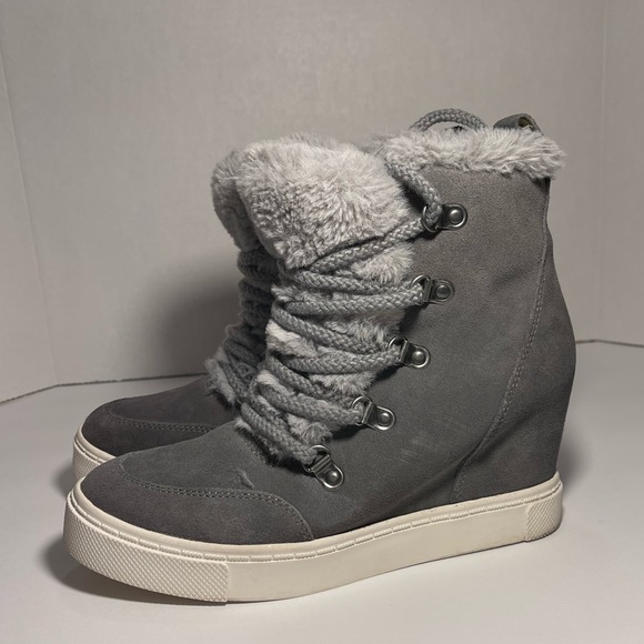 Steve Madden size 7 Snickers Wedge - Picture 7 of 13